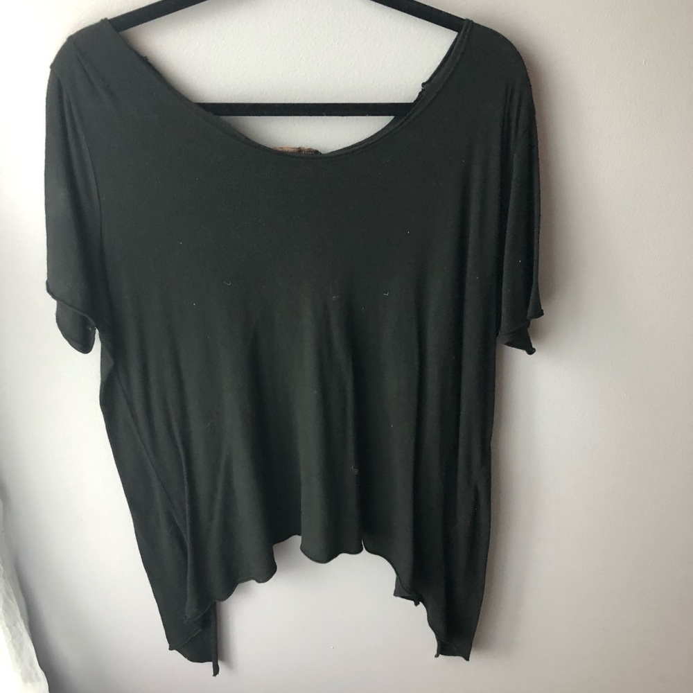 Brandy Melville t-shirt